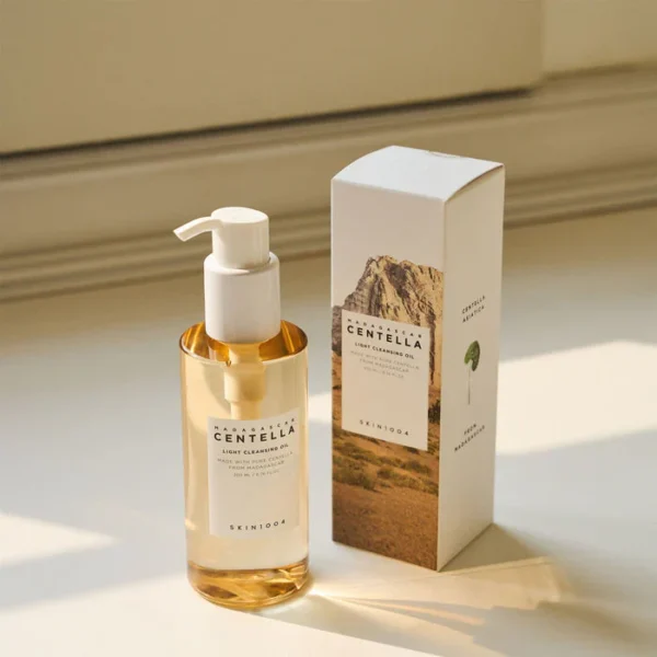 Skin1004 Madagascar Centella Light Cleansing Oil - Image 2